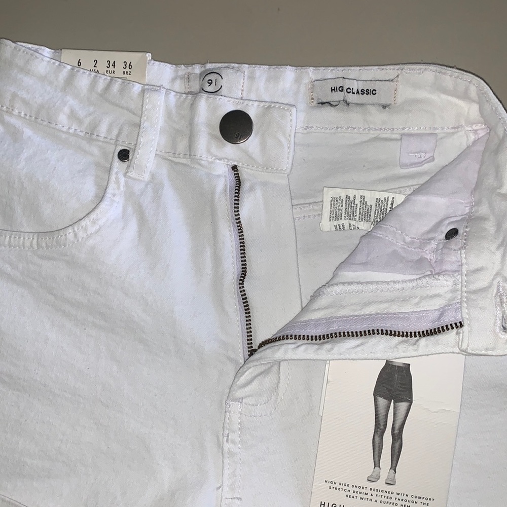 NWT Cotton On High Rise Classic Short - Picture 3 of 3